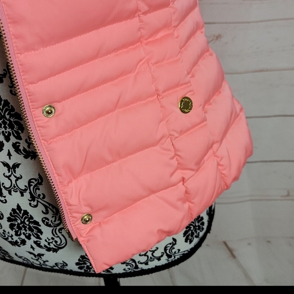 Lilly Pulitzer Pink Isabella Down Puffer Vest Size XS - Picture 4 of 14